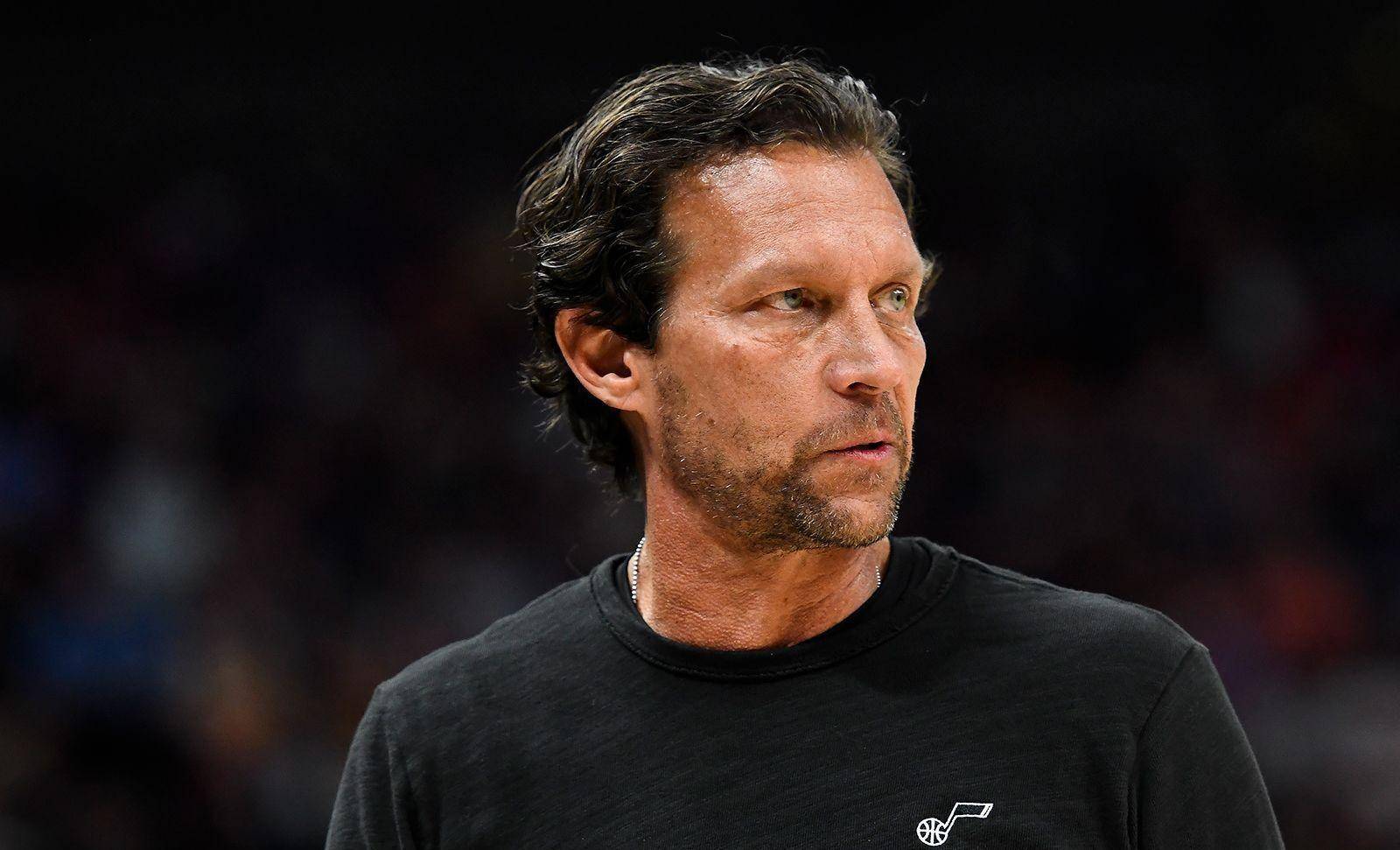 TheShy遭遇十二持续失利，老鹰教练压力巨大！