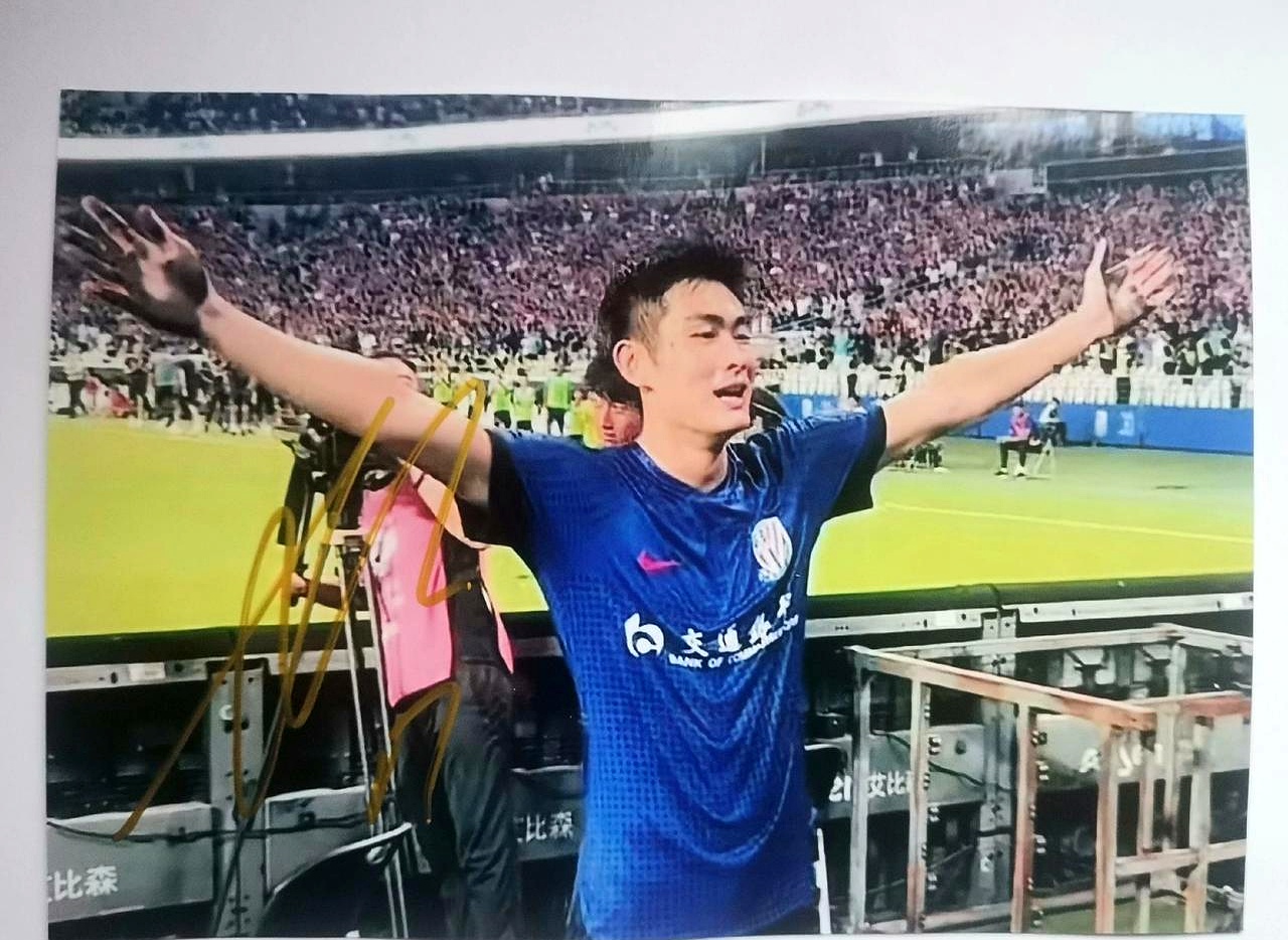 九游-Rookie迎来三赛季出色发挥,巴塞罗那观众热烈欢呼!-九游