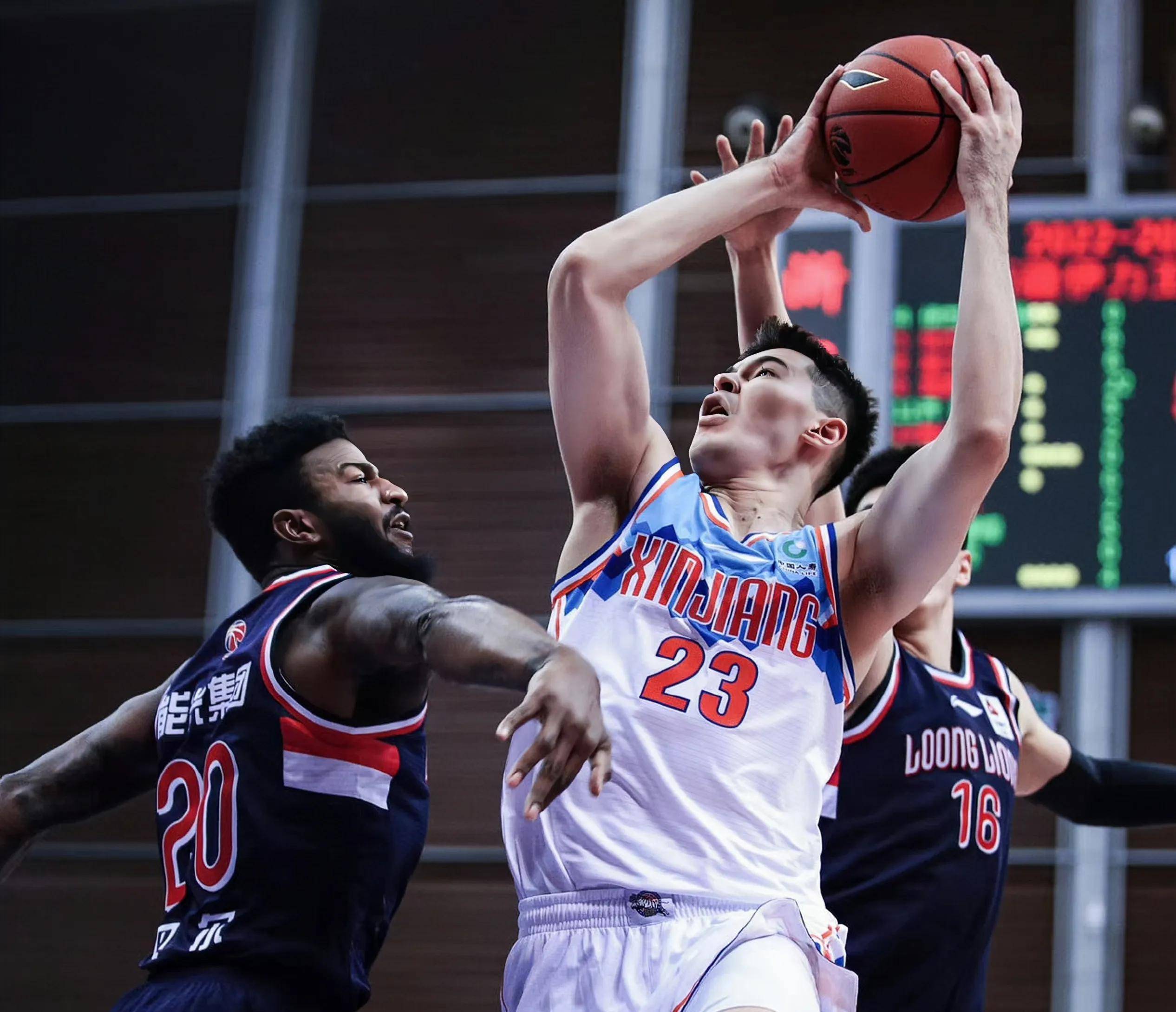 九游正版入口-关于犹他爵士训练开放日，窗口期造点机会引欢呼，CBA季后赛在即，团队化学反应显著的信息-九游正版入口