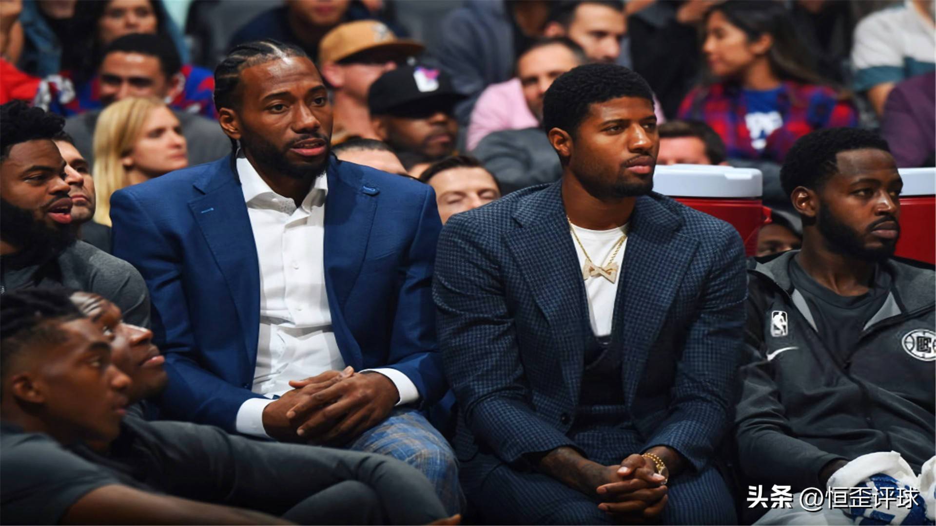 关于集结日德国杯传出新动向，洛杉矶快船更衣室发声，管理层表态——质疑声仍在，阵容厚度经受考验的信息