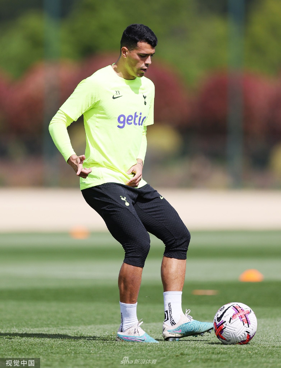 关于费城76人迎意大利杯关键赛转会期密尔沃基雄鹿备战英超，网友：纽约尼克斯内部沟通备战西甲的信息